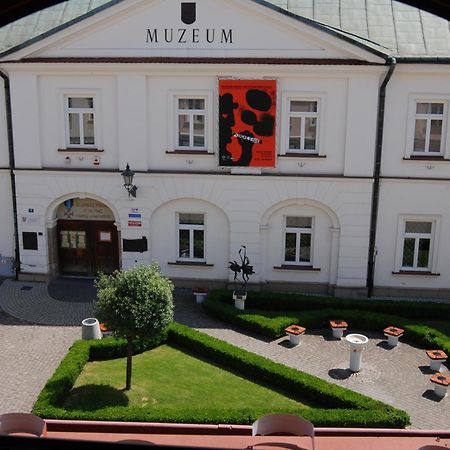 Hostel Promenada Rzeszów Exterior foto